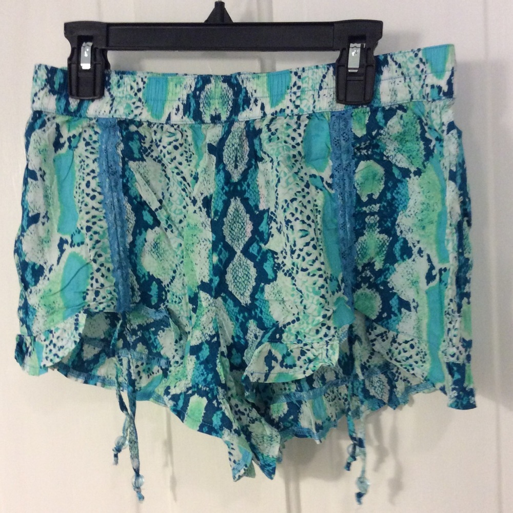 Betsey Johnson snake print adjustable shorts